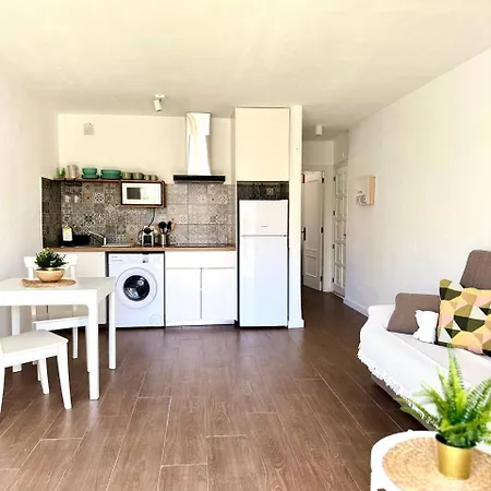 Kame House Апартаменты Коста-де-Антигуа