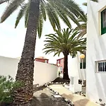 Kame House Costa De Antigua